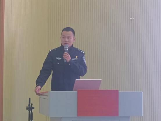 说明: F:\郭培胜\网站信息\北校区防诈骗宣讲活动\微信图片_20251209163645.jpg